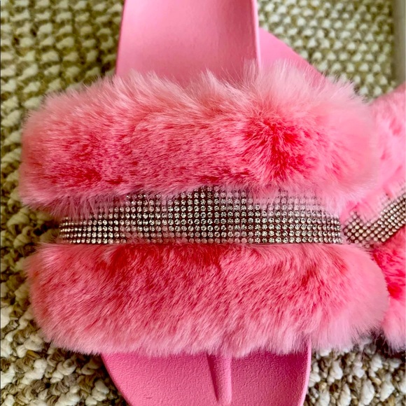 WOMENS brand new rhinestone and fur sandal size 9 - Picture 4 of 4